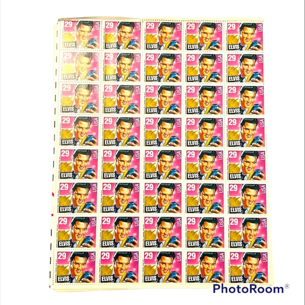 VINTAGE ELVIS PRESLEY USA Stamps 40 stamp page uncut 29c 1993 USA
